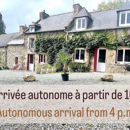 Duguesclin Entre Dinan Et Plages Corseul Exterior photo